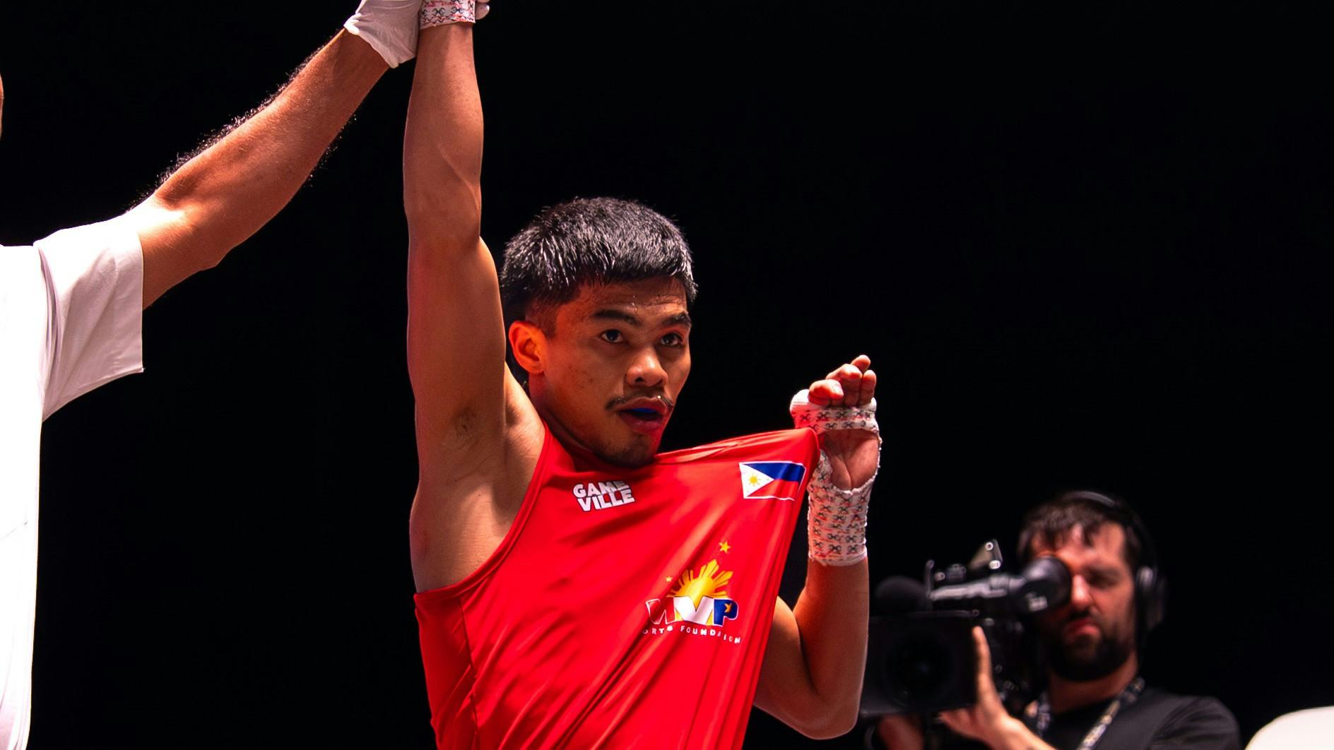 Carlo Paalam kicks off PH campaign at World Boxing Championships with unanimous win